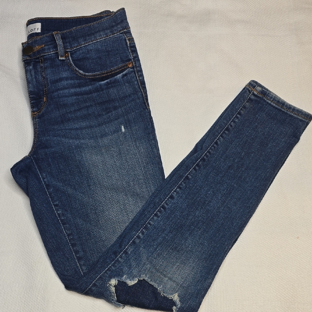 LOFT Distressed Modern Skinny Jeans